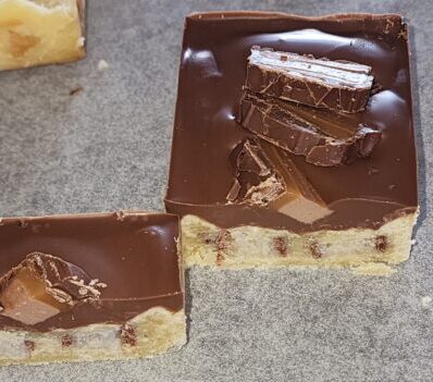 Bar One Infused Shortbread Biscuit Choc