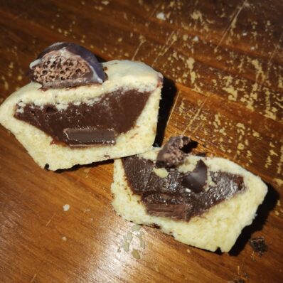 Dark Chocolate Aero Biscuit Pie