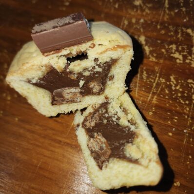 Kit Kat Choc Fudge Biscuit Pie